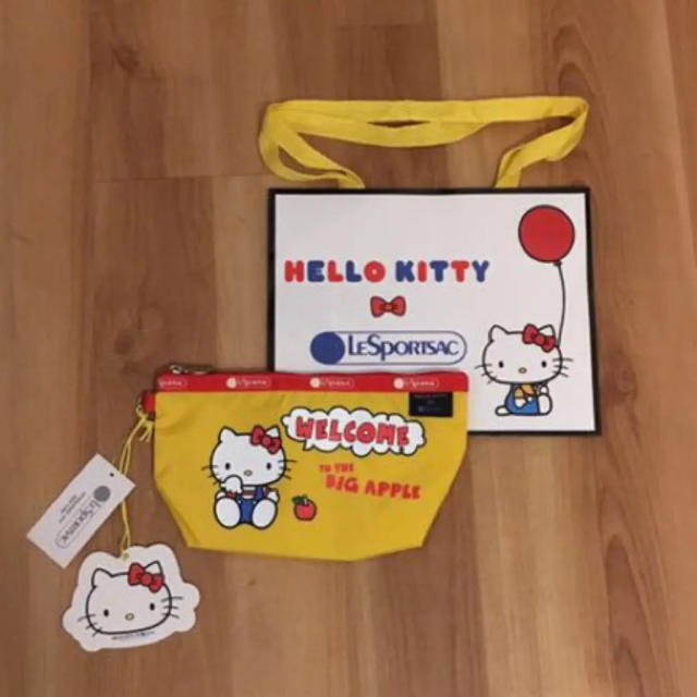 Lesportsac Hello Kitty Collab Pouch Ny With Paid Shopper
